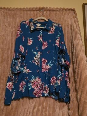 Floral Button-Front Teal Women’s Blouse